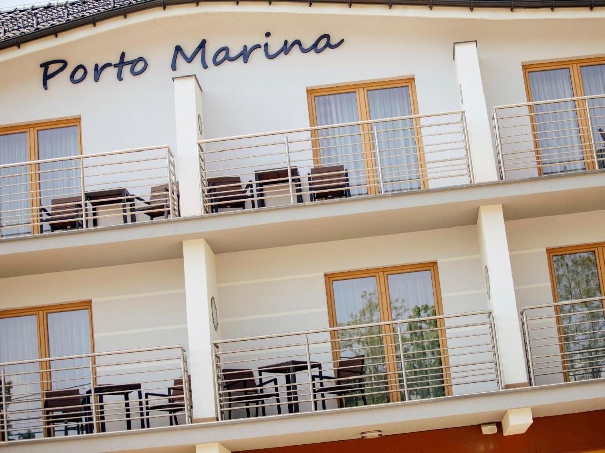 库瑞尼卡慕斯卡 Porto Marina酒店 外观 照片